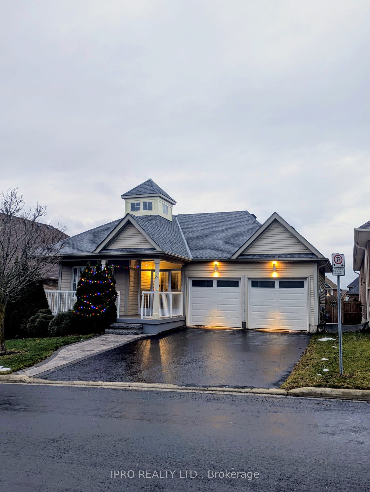 75 Ian Drive, Georgina, ON L4P 4G2
