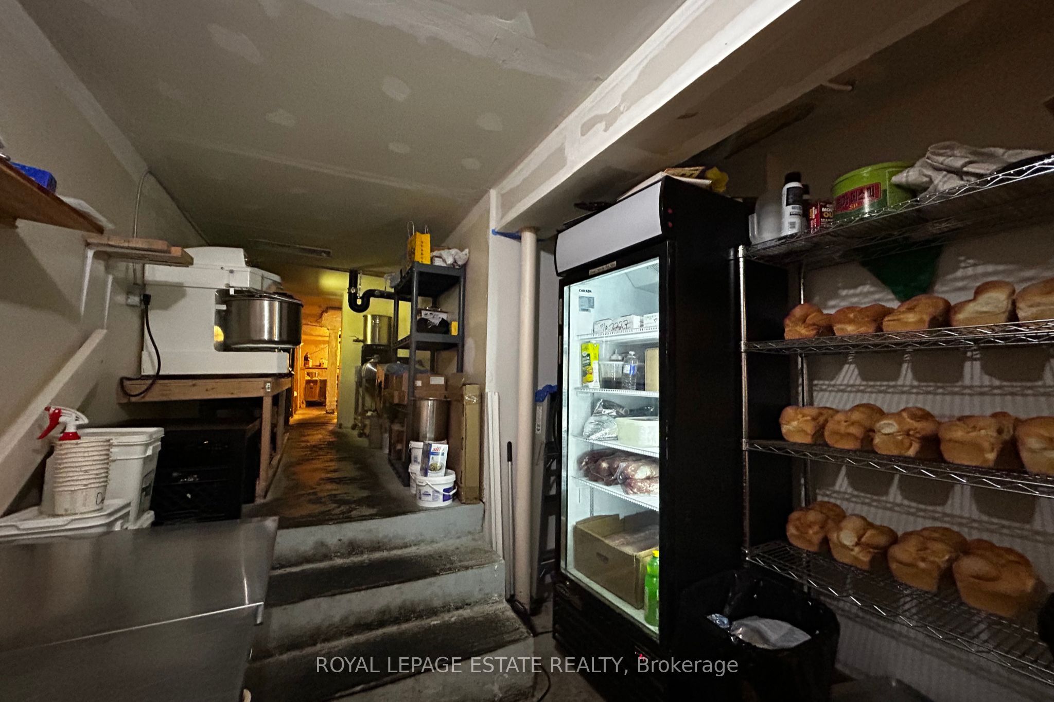 4895 Yonge Street, #1F