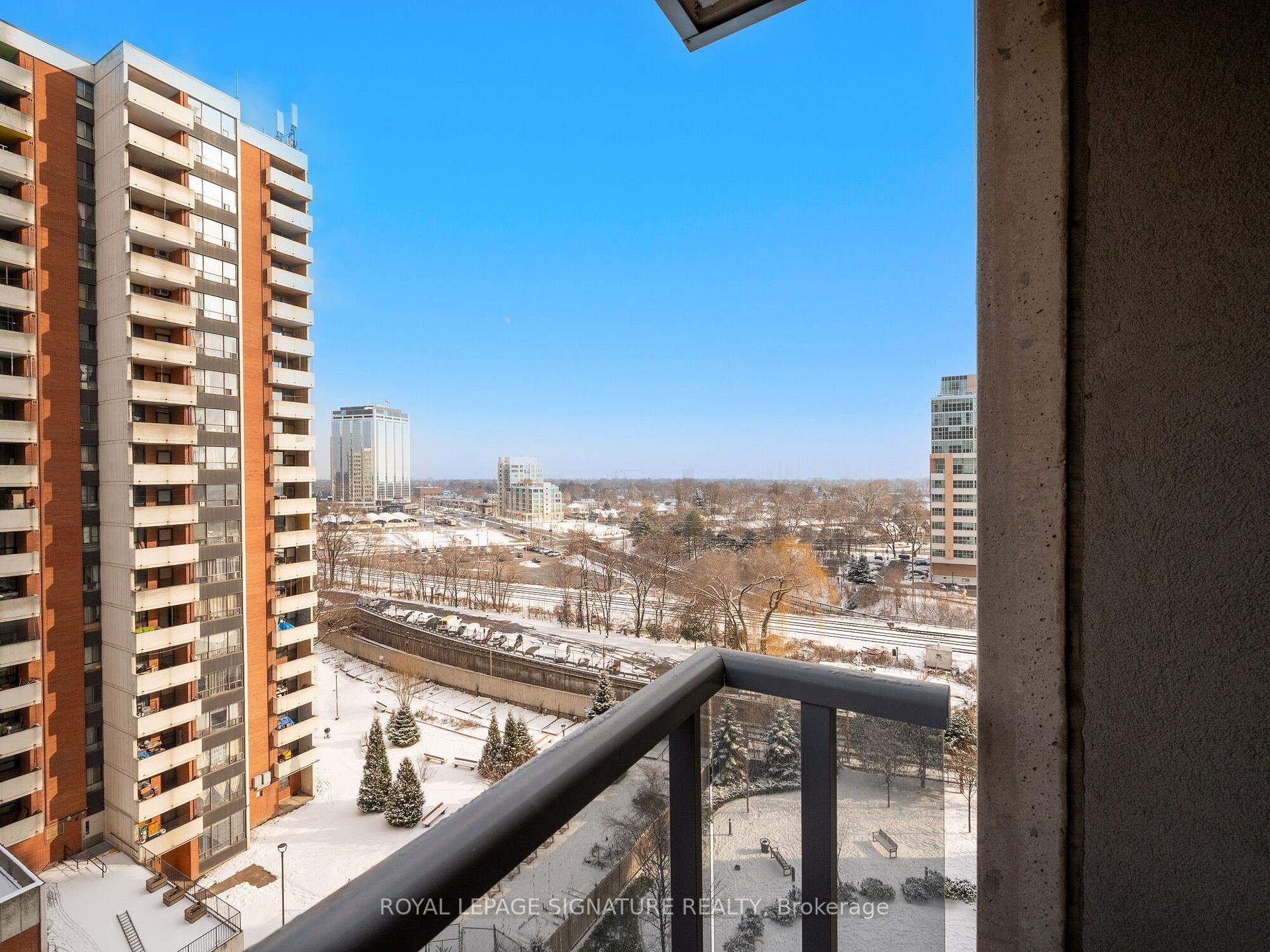 1 Bedroom Condo at 5 Michael Power, Toronto For sale