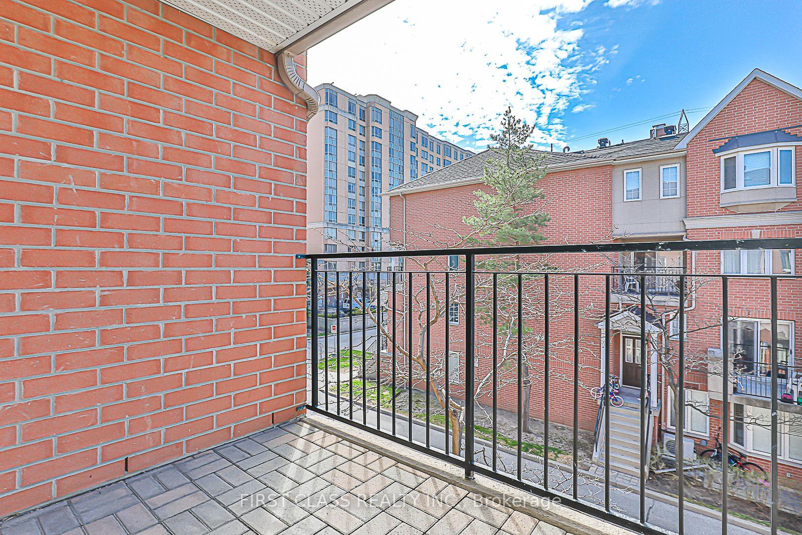 4 Bedrooms Condo at 1881 Mcnicoll, Toronto For sale