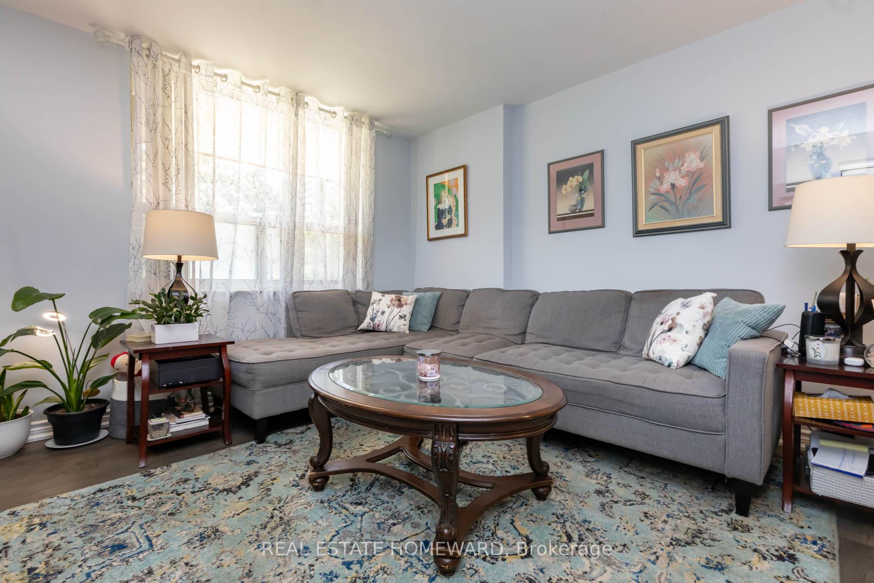 3 Bedrooms Condo at 45 Huntingdale, Toronto For sale
