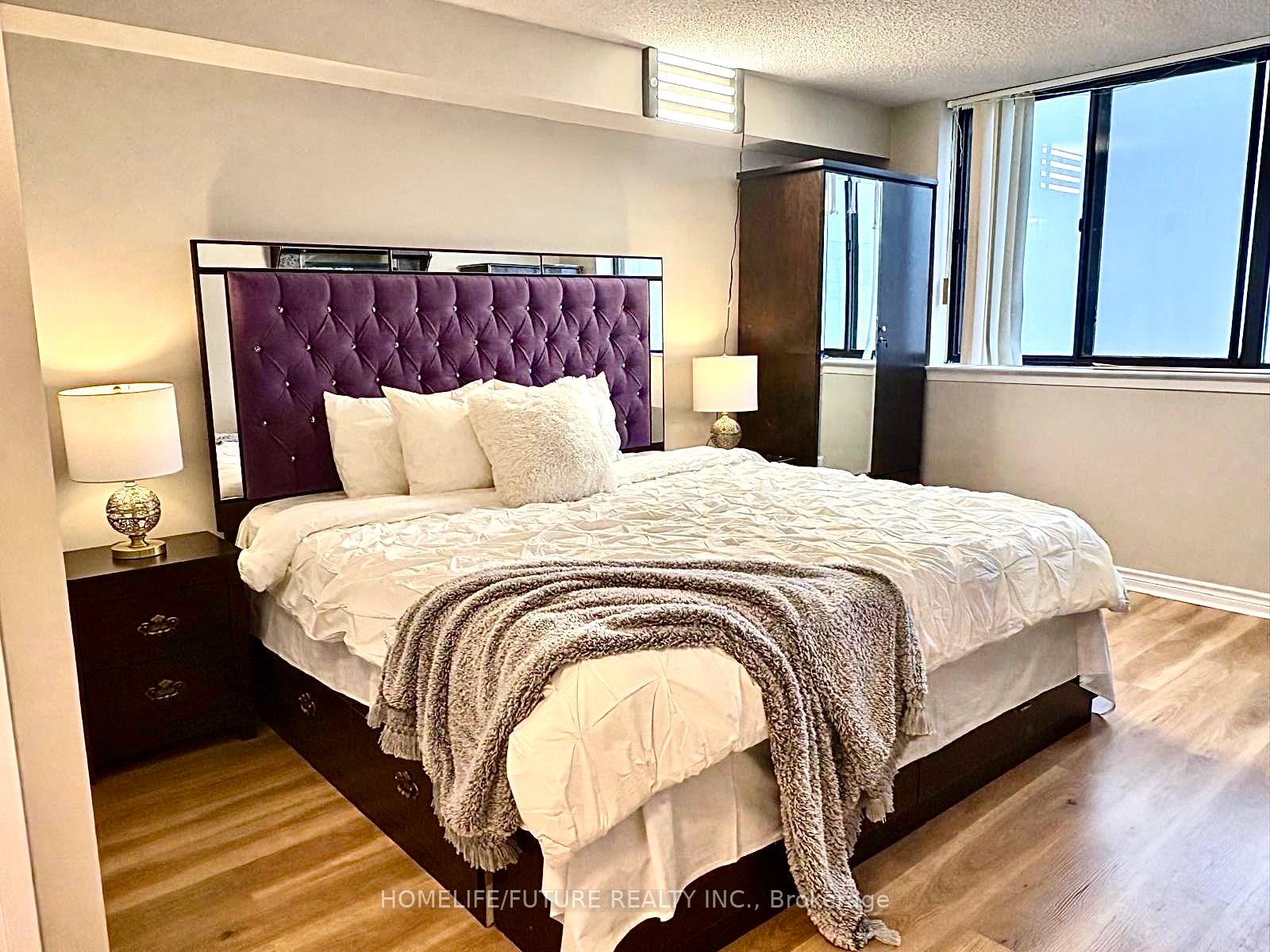 3 Bedrooms Condo at 75 Bamburgh,  Toronto For sale