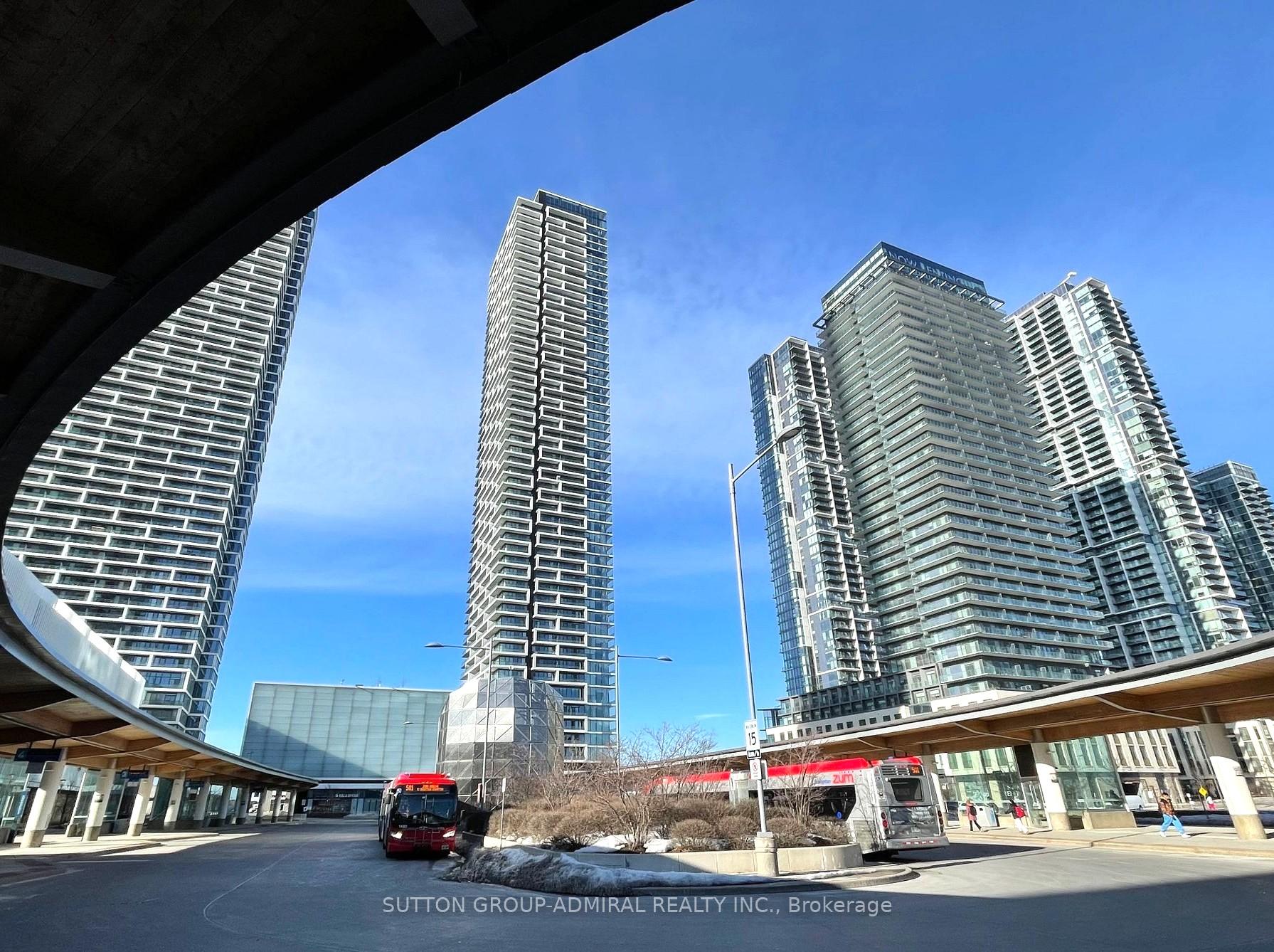 3 Bedrooms Condo at 950 Portage, Vaughan For sale