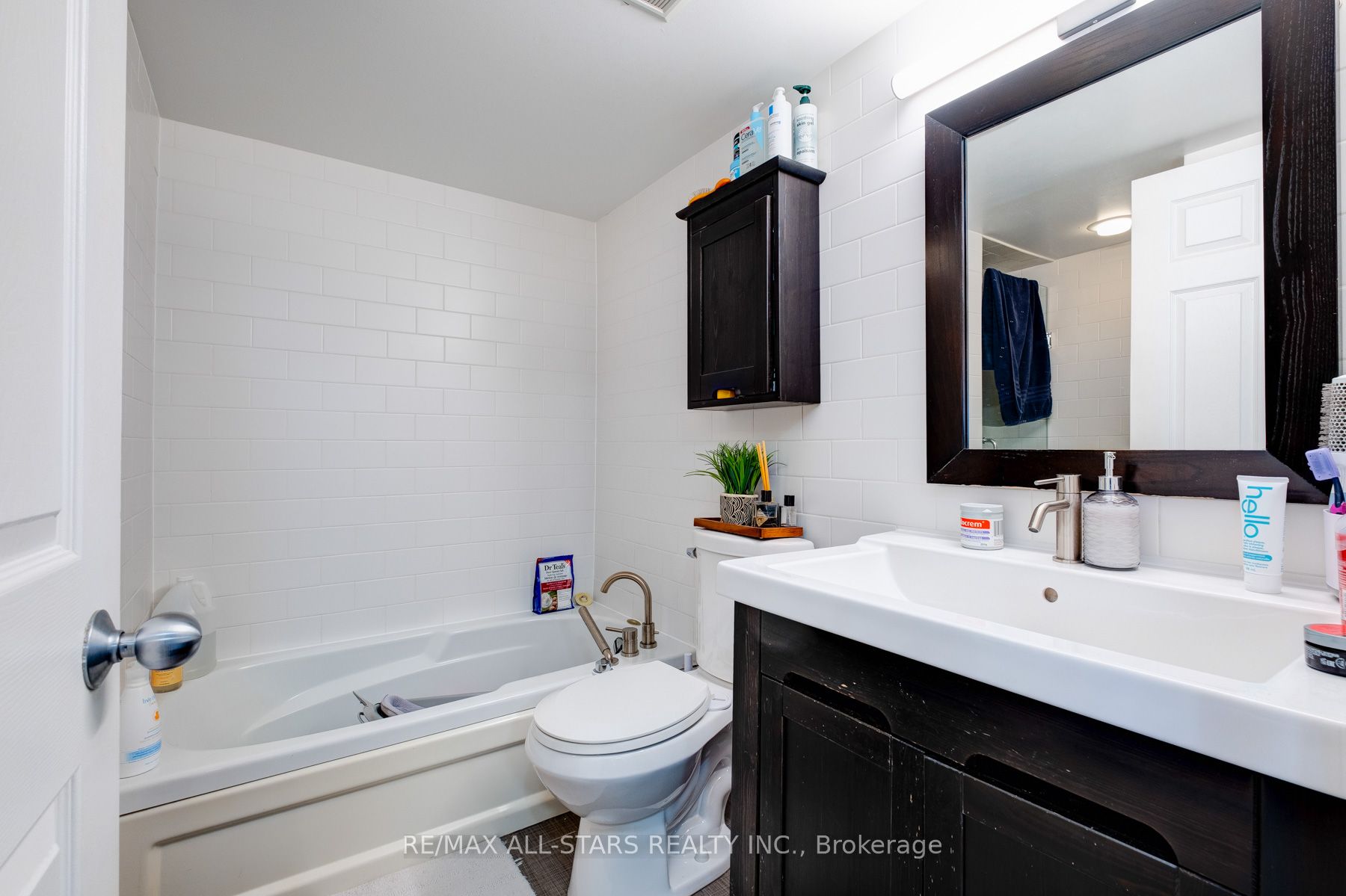 801 King Street W, #816