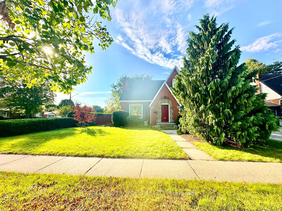 117 Queensway