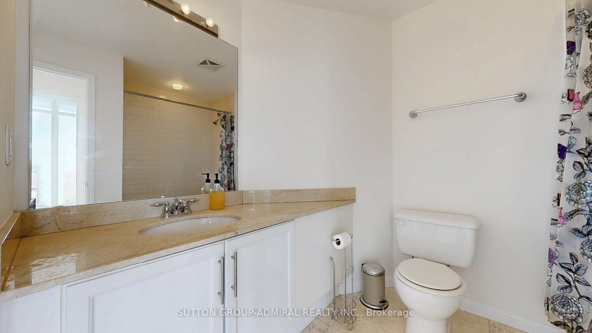 1 Bedroom Condo at 15 Windermere, Toronto For sale
