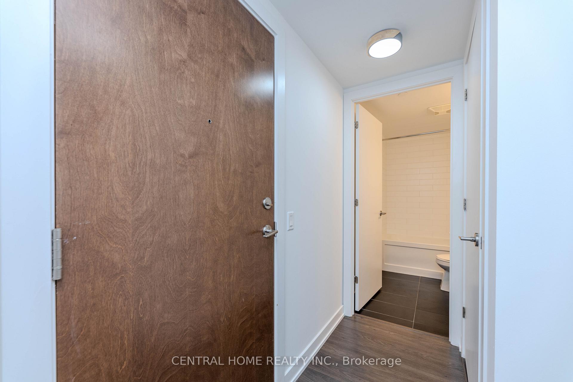 2 Bedrooms Condo at 2220 Lake Shore,  Toronto For sale