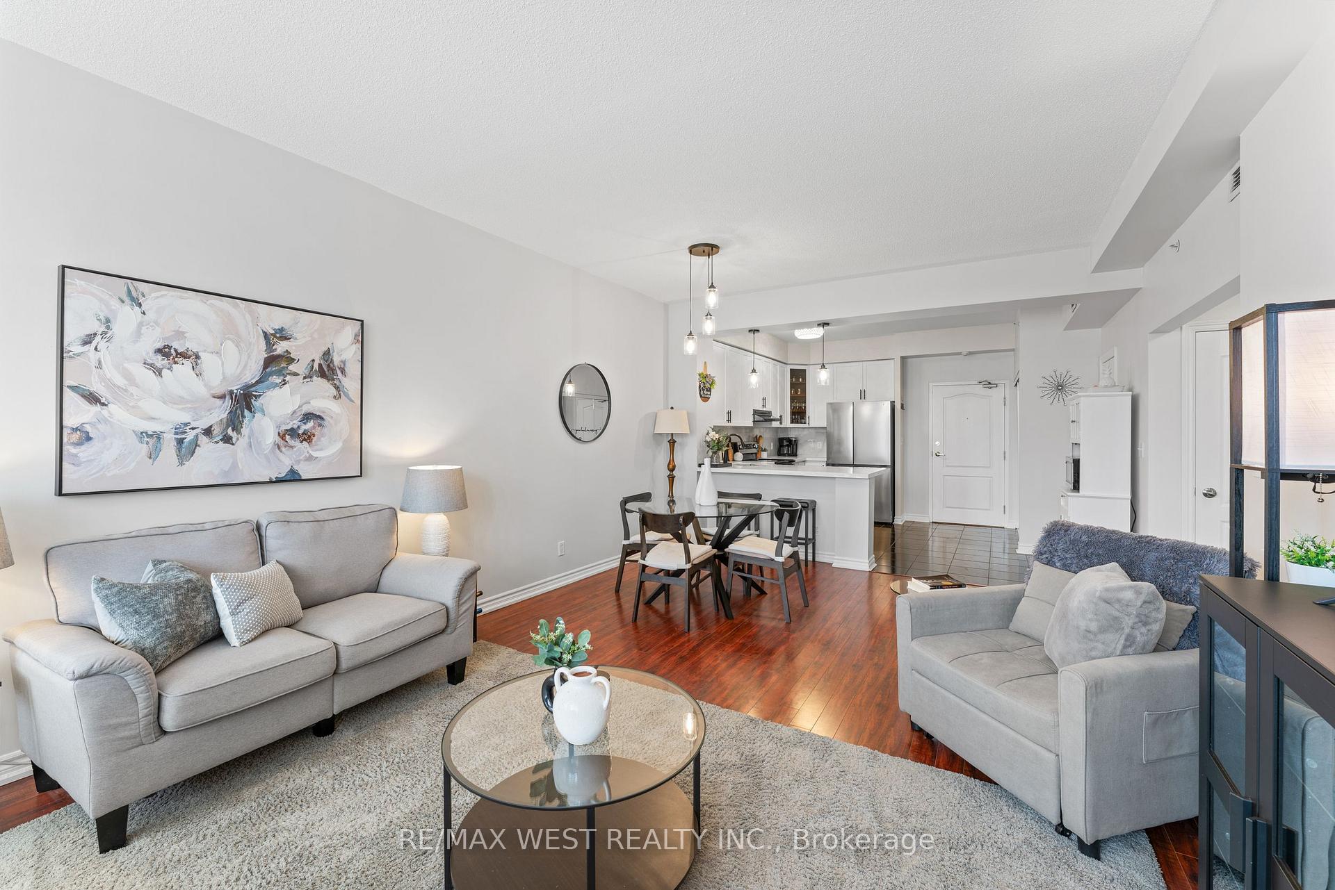 1 Bedroom Condo at 3531 Lake Shore, Toronto For sale