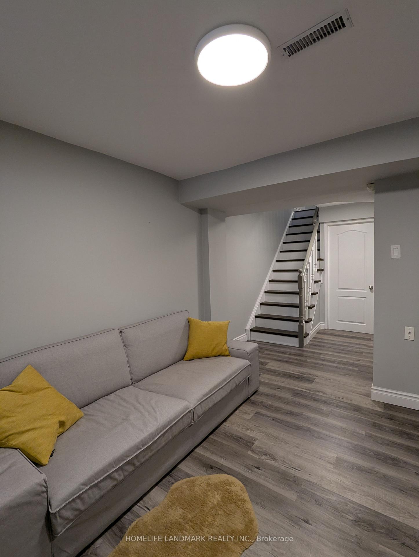 3 Bedrooms Condo at 86 Tania,  Vaughan For sale