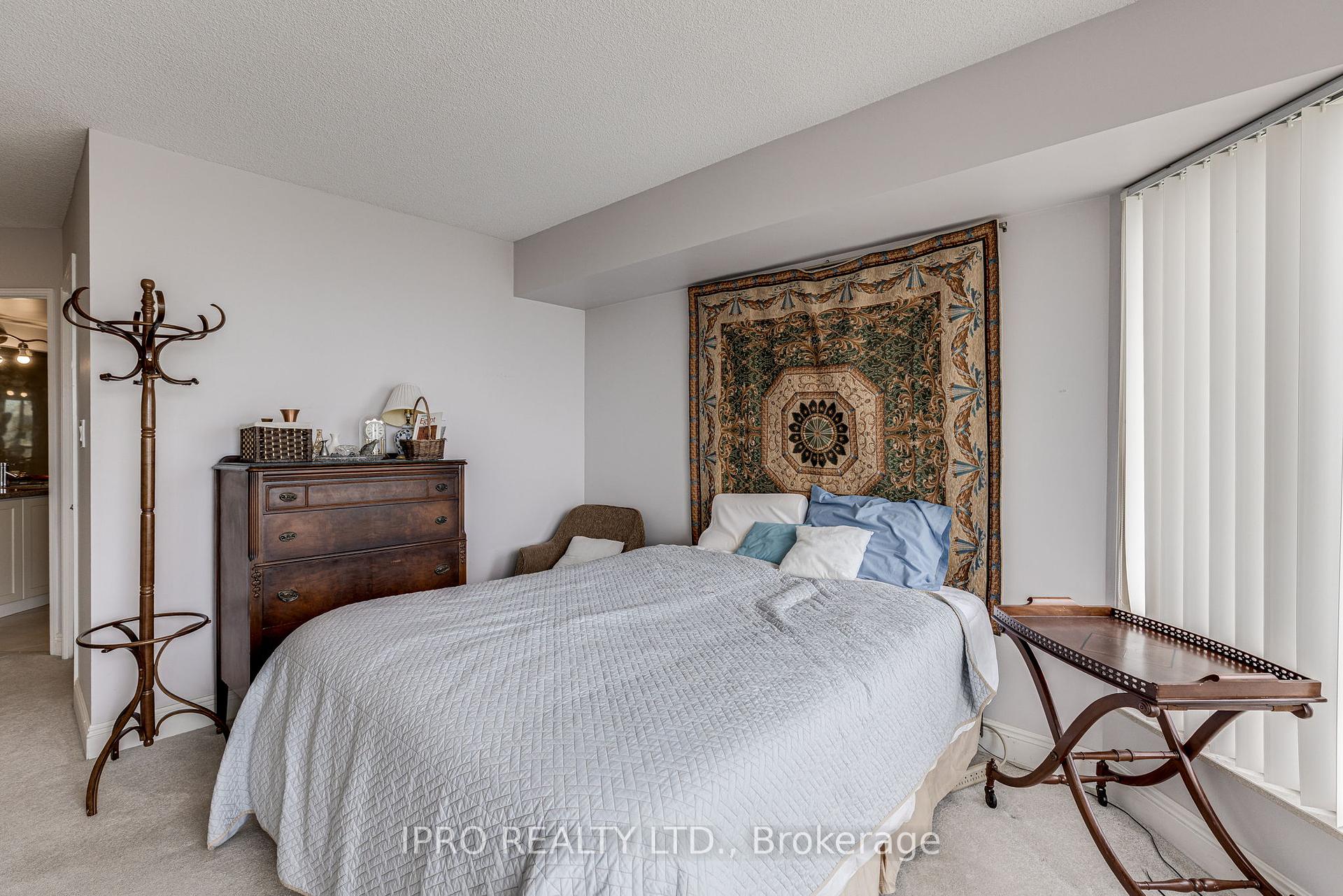 3 Bedrooms Condo at 2269 Lake Shore, Toronto For sale