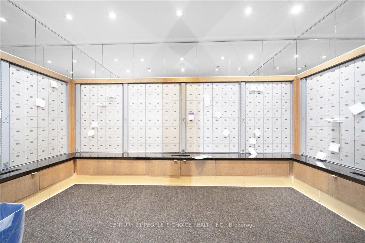 2 Bedrooms Condo at 3985 Grand Park, Mississauga For sale