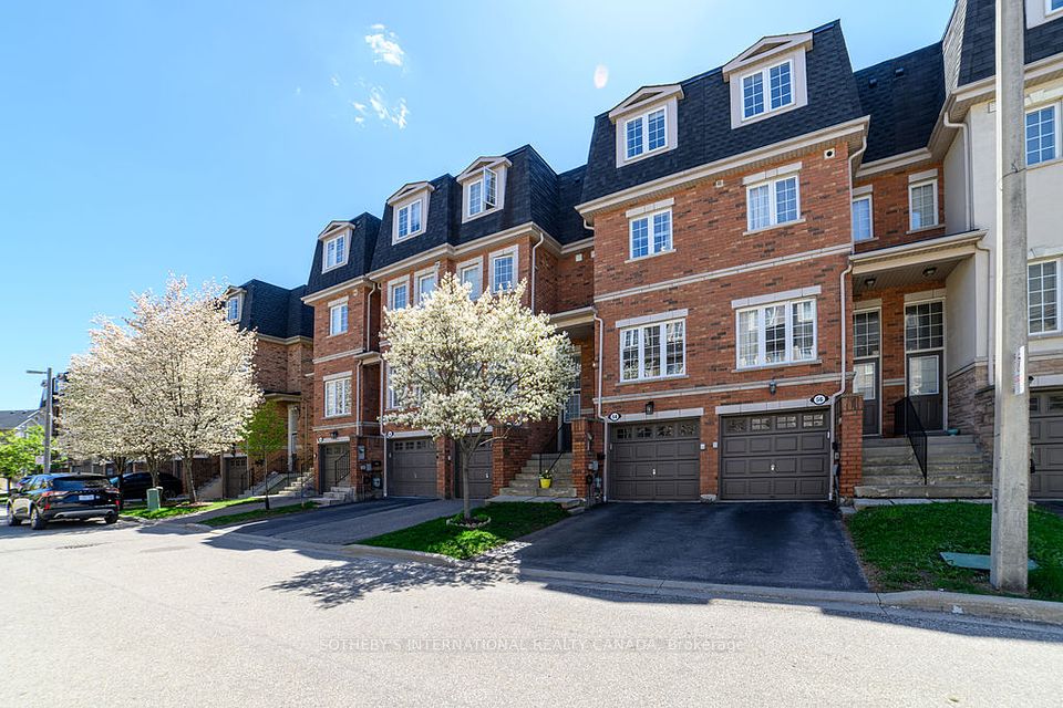 435 Hensall
