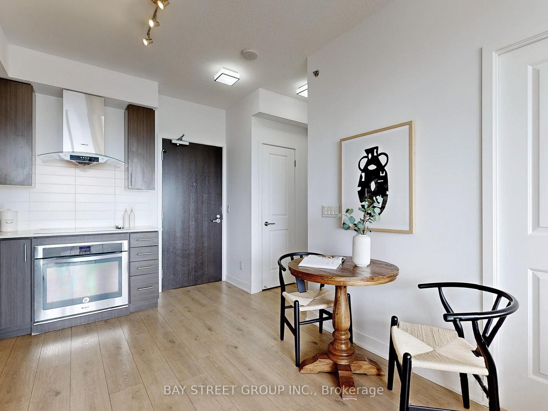 2 Bedrooms Condo at 195 Bonis,  Toronto For sale