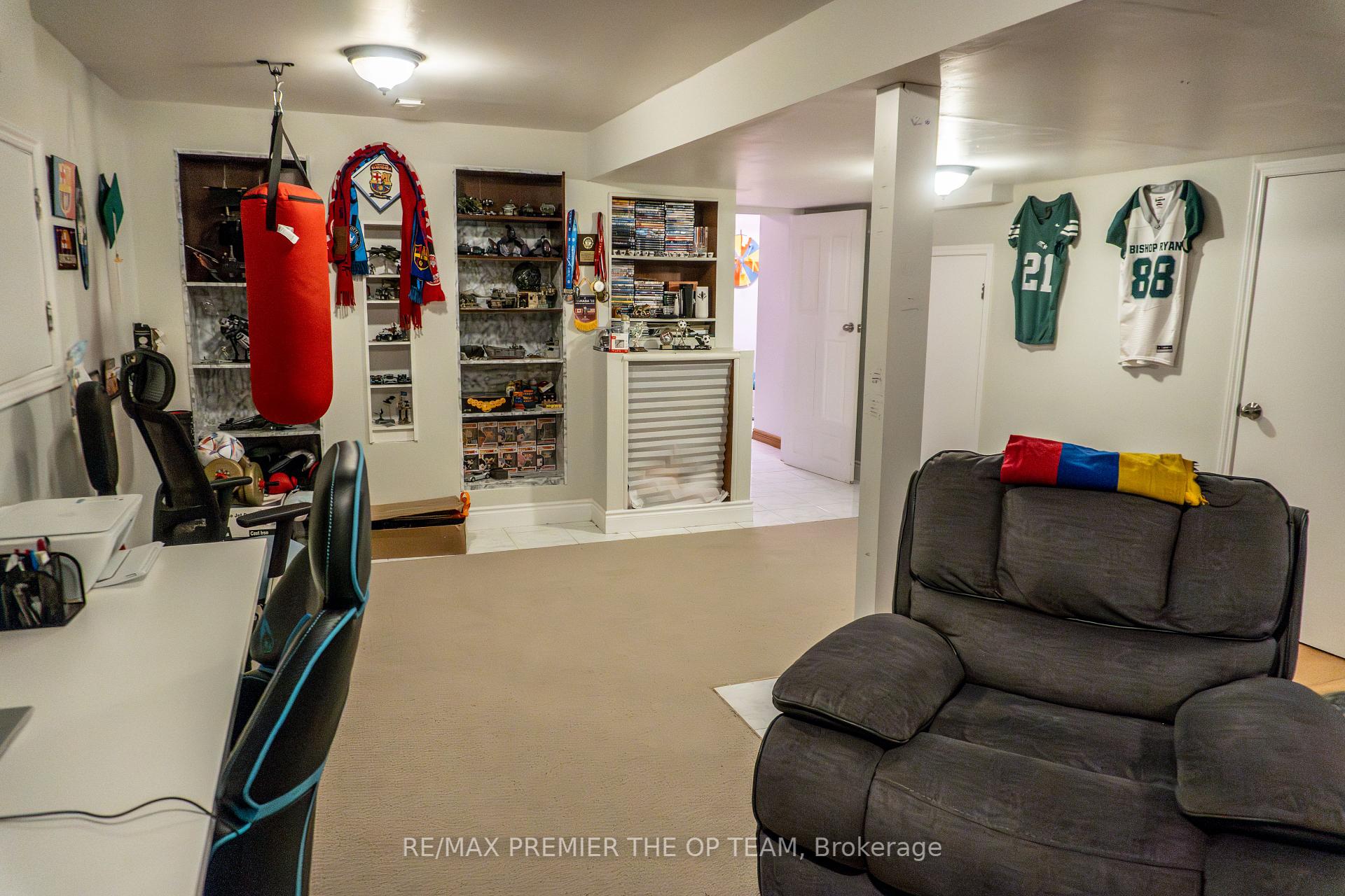 3 Bedrooms Condo at 255 Mount Albion, Hamilton For sale