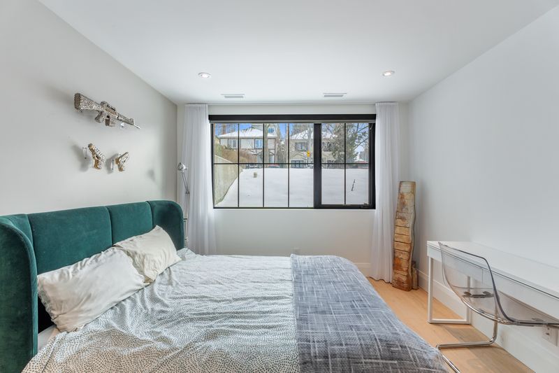 34 Coulson Avenue B