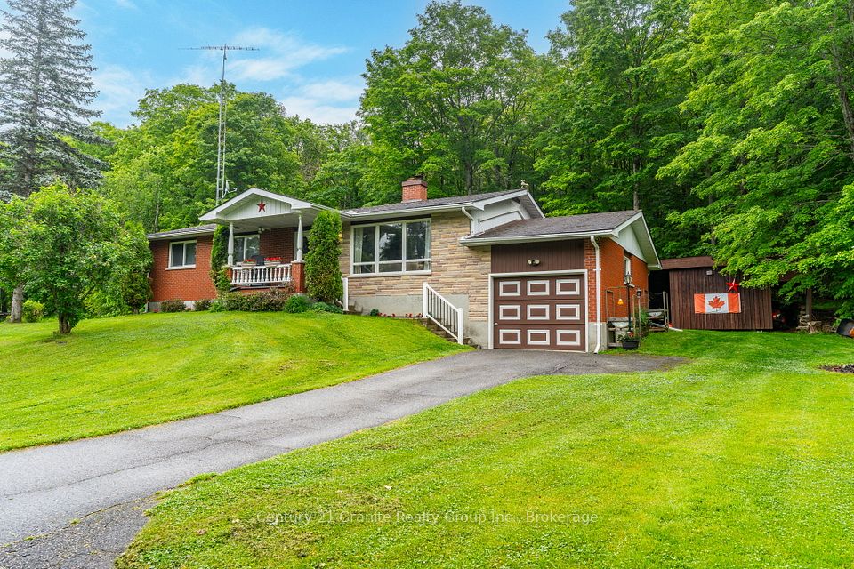 1203 Spring Valley
