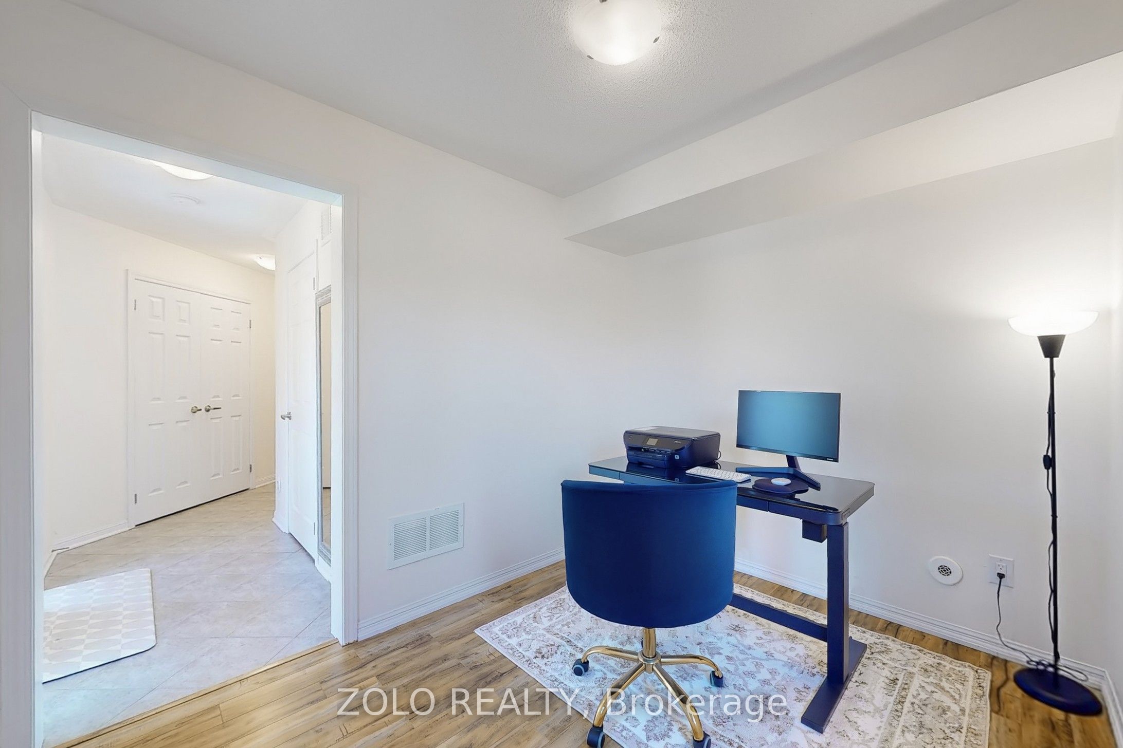 201 Woodley Crescent