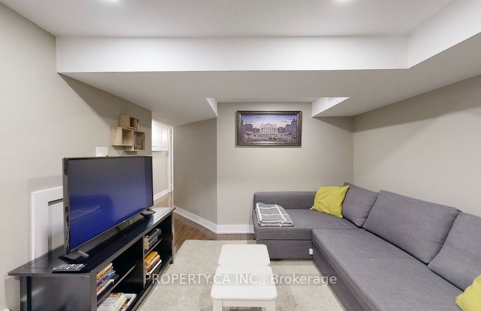 635 Christie