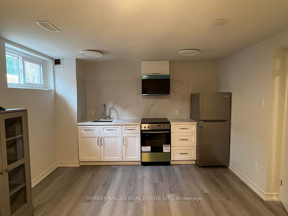 31 Robingrove