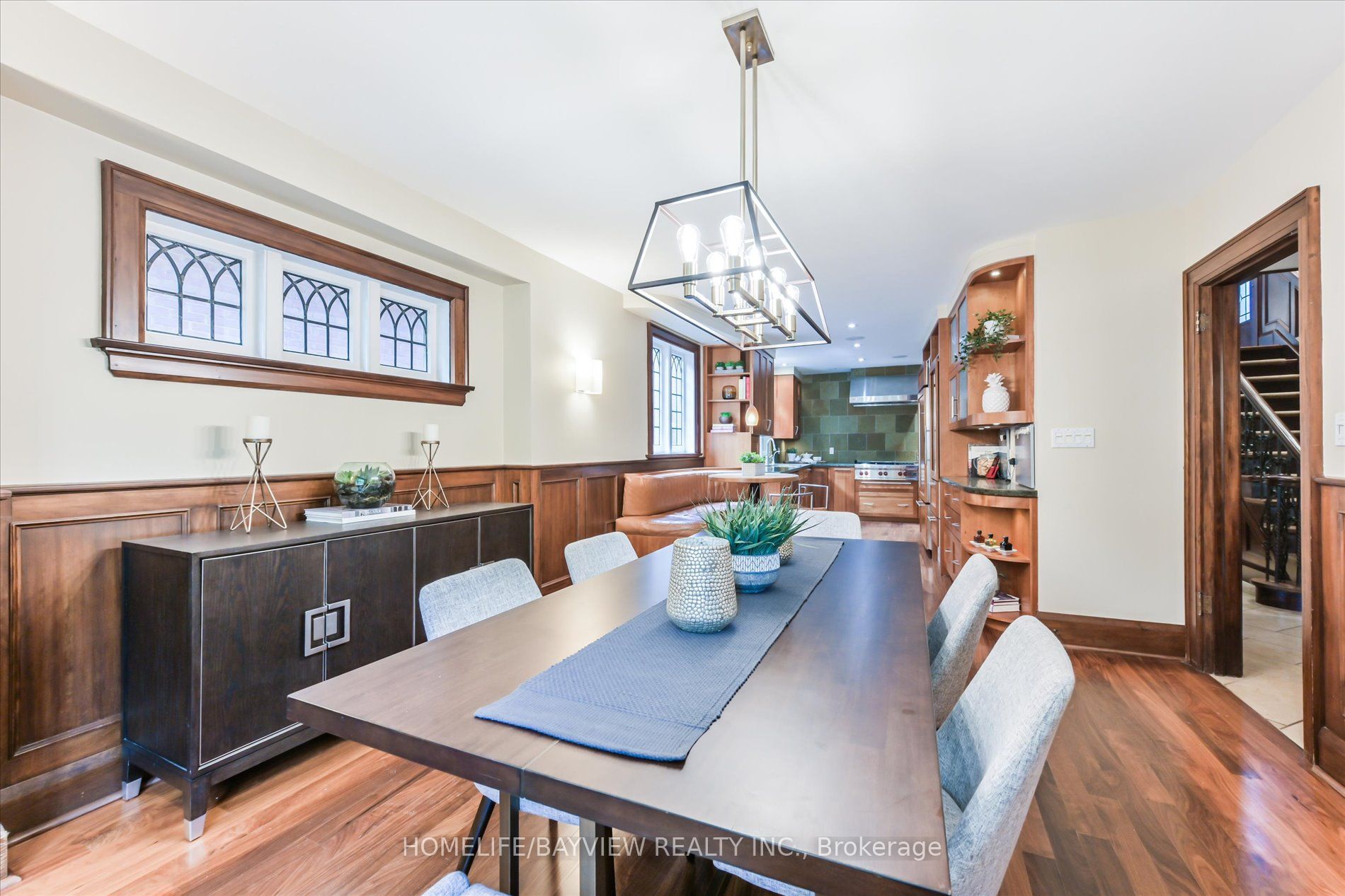 262 Lytton Boulevard