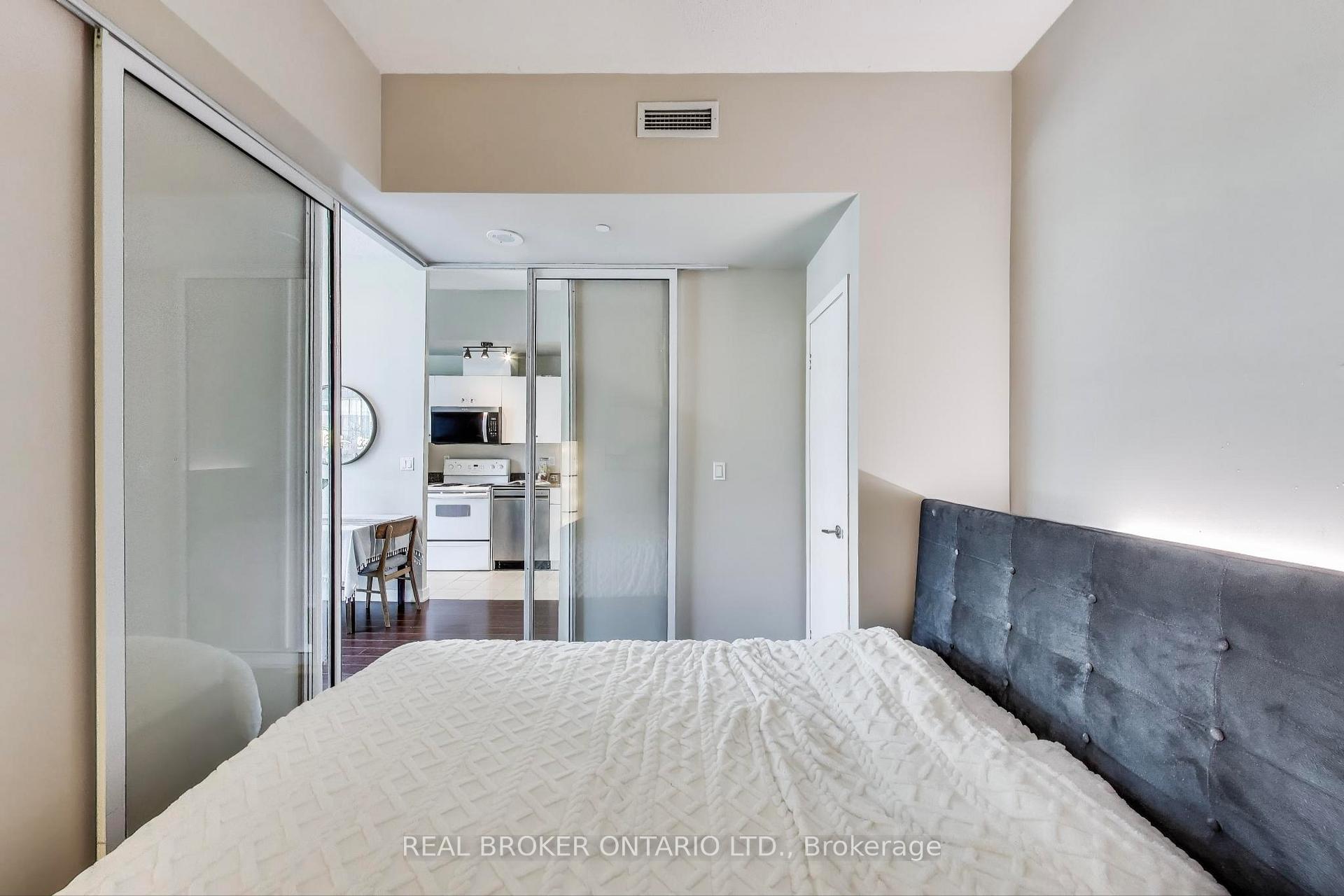 2 Bedrooms Condo at 397 Front, Toronto For sale