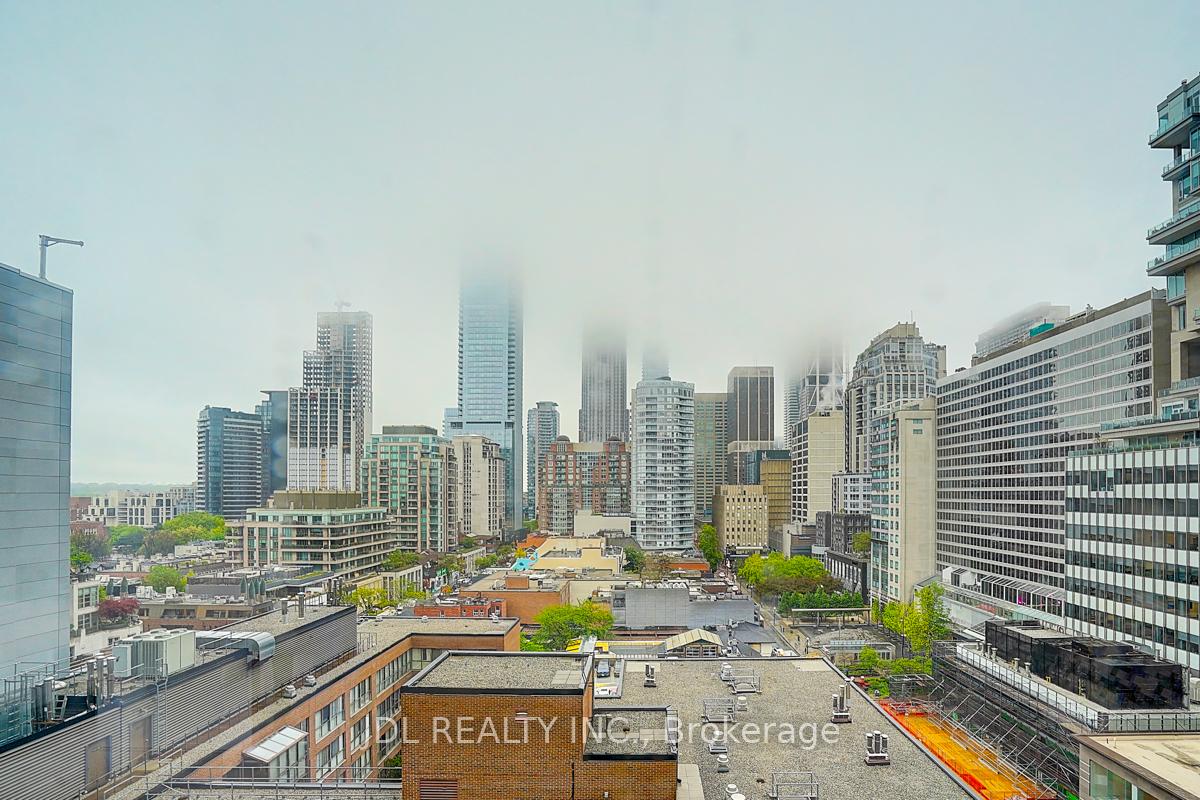 1 Bedroom Condo at 188 Cumberland, Toronto For sale