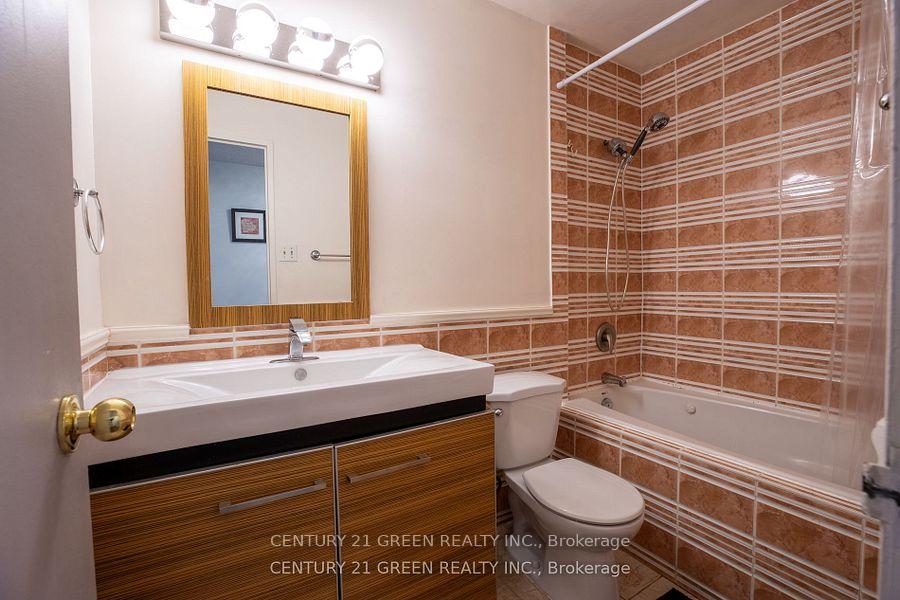 5 Bedrooms Condo at 366 The East Mall, Toronto For sale