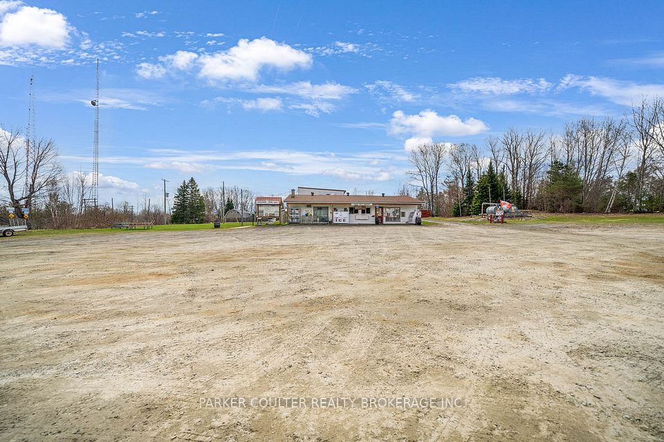 1294 Highway 520