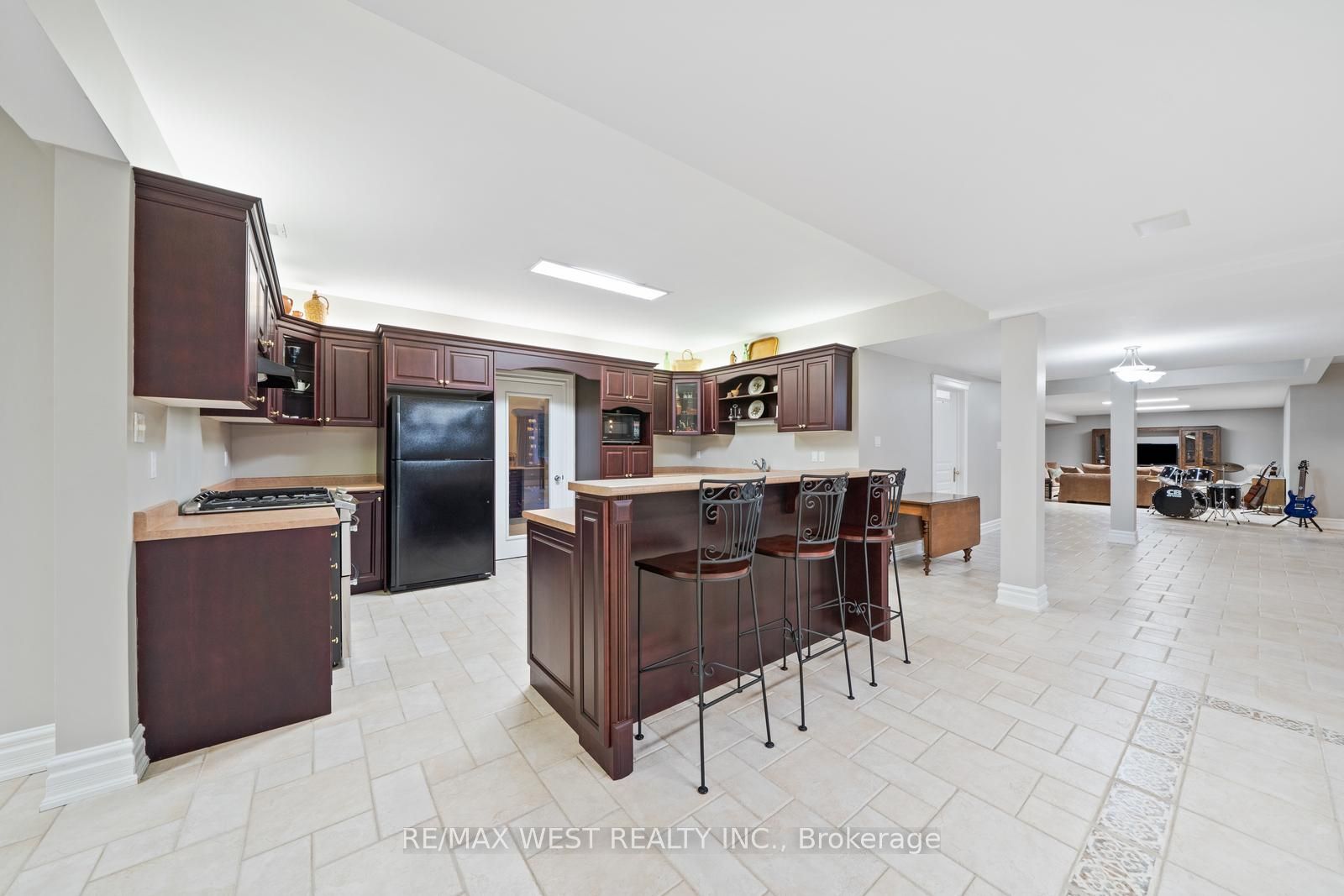 5775 Kirby Road