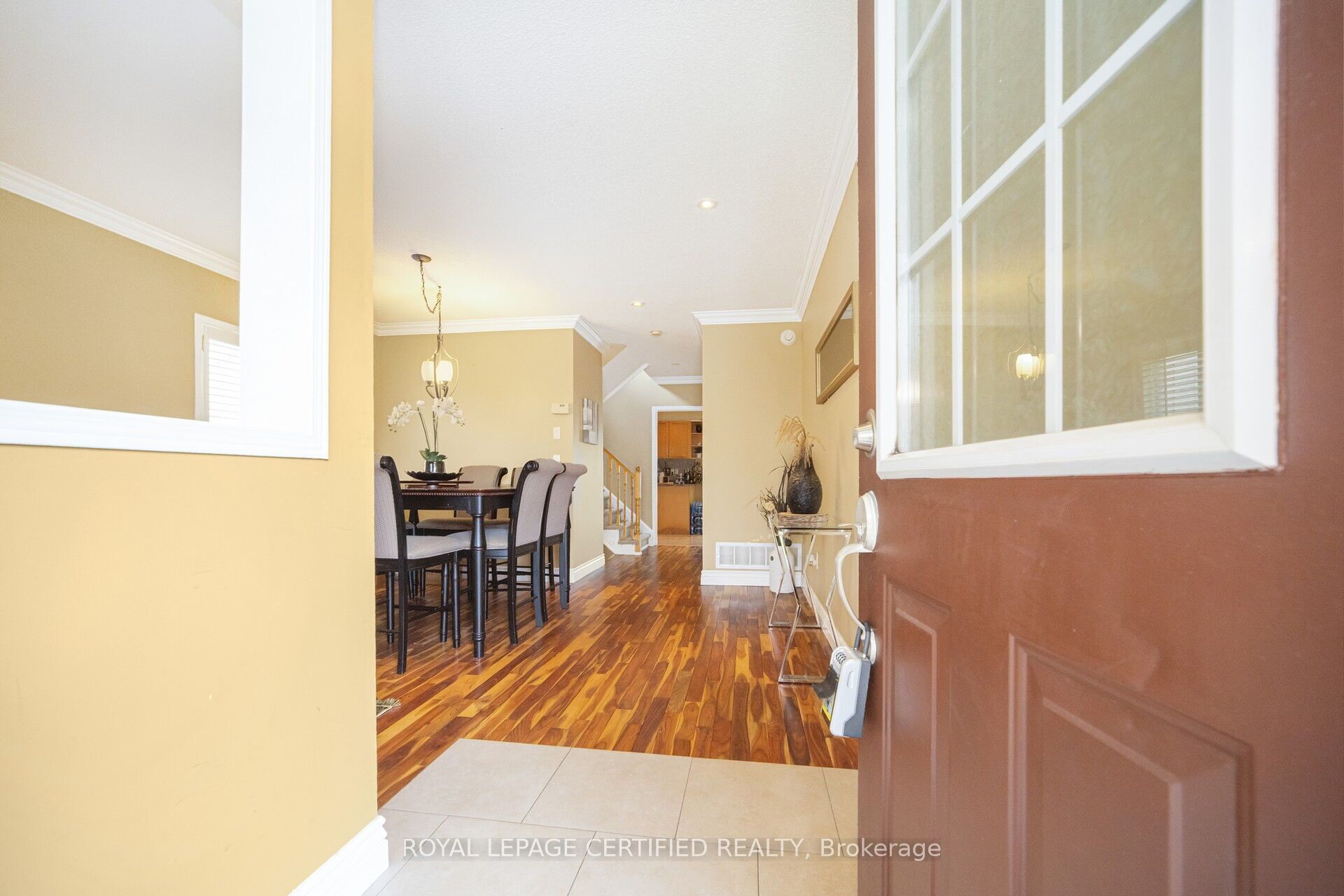 12 Sunnybrook Crescent