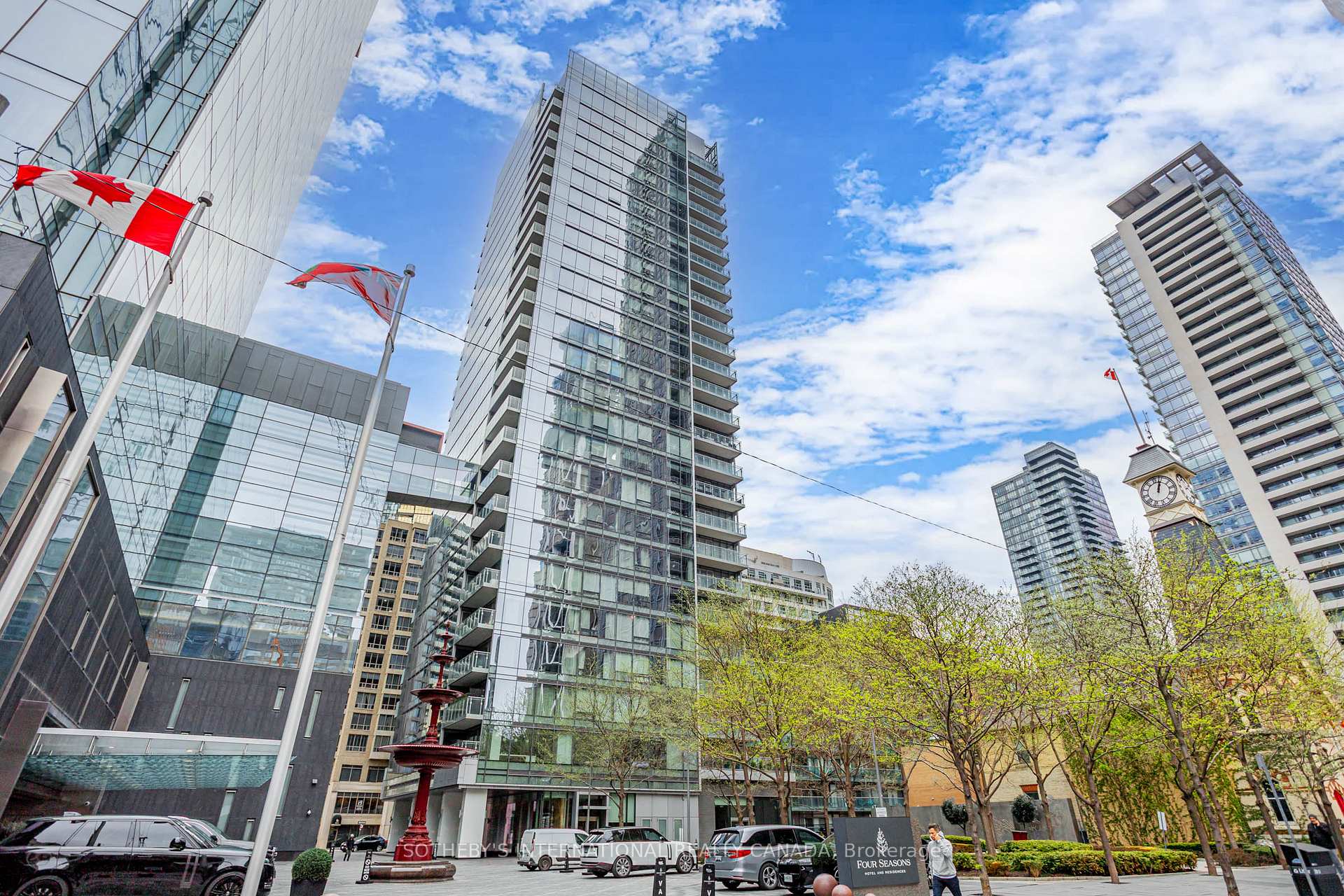 1 Bedroom Condo at 55 Scollard, Toronto For sale