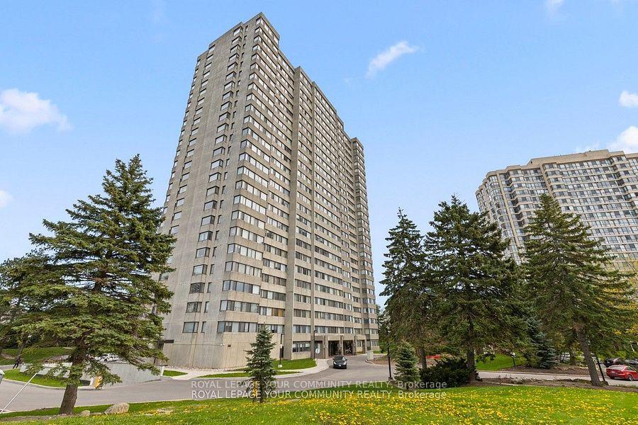 4 Bedrooms Condo at 133 Torresdale, Toronto For sale