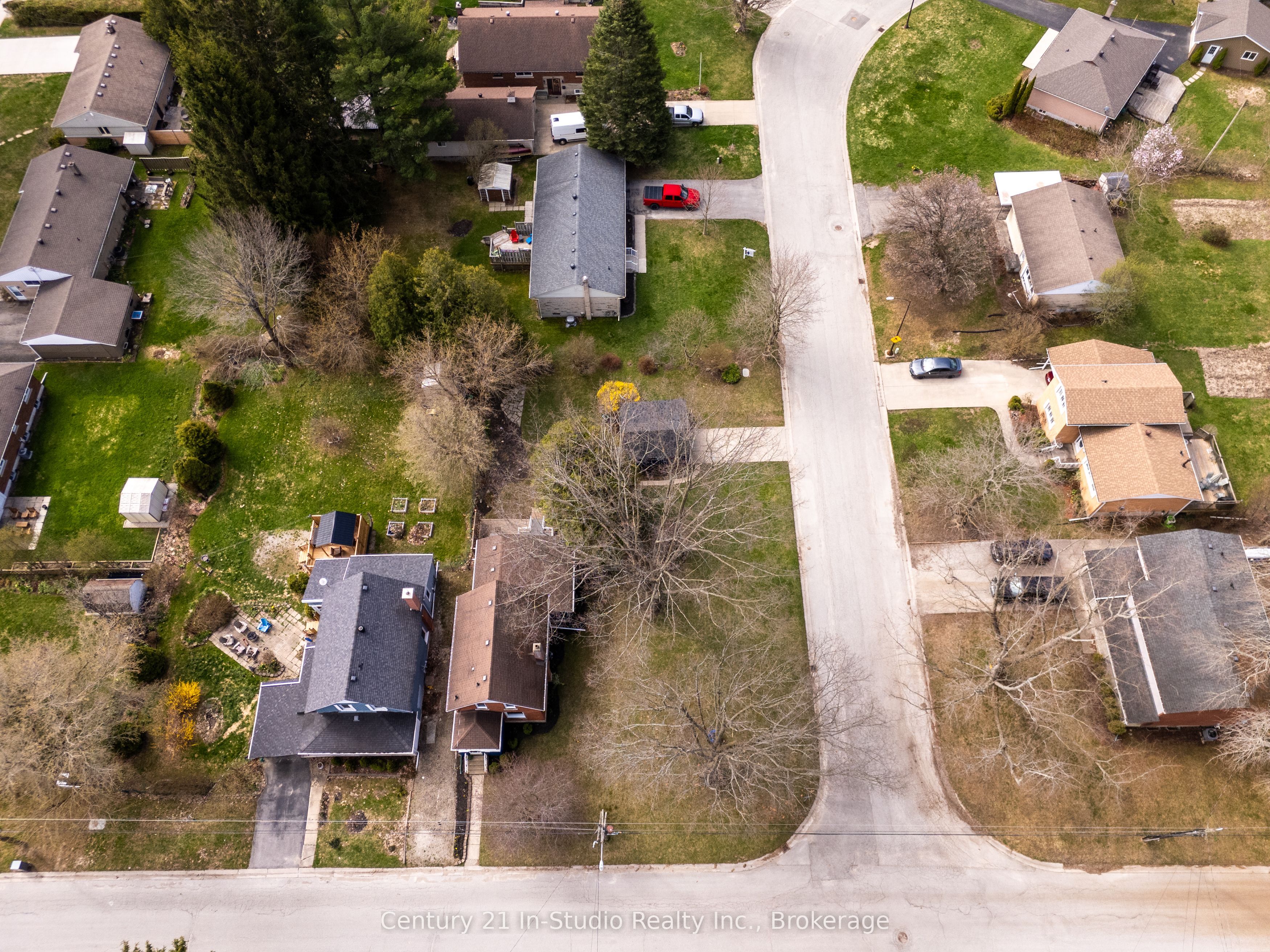 439 7th Street, Owen Sound, ON N4K 3L5