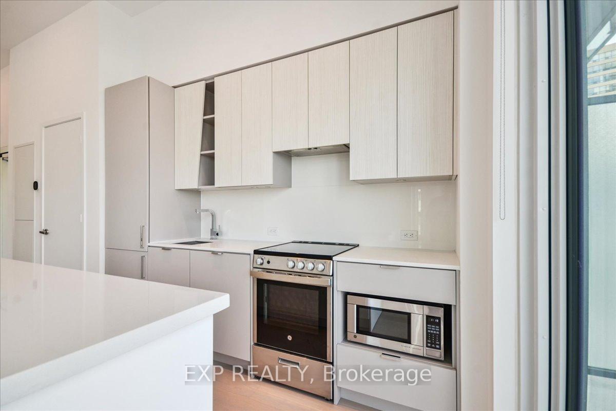 1 Bedroom Condo at 3883 Quartz, Mississauga For sale