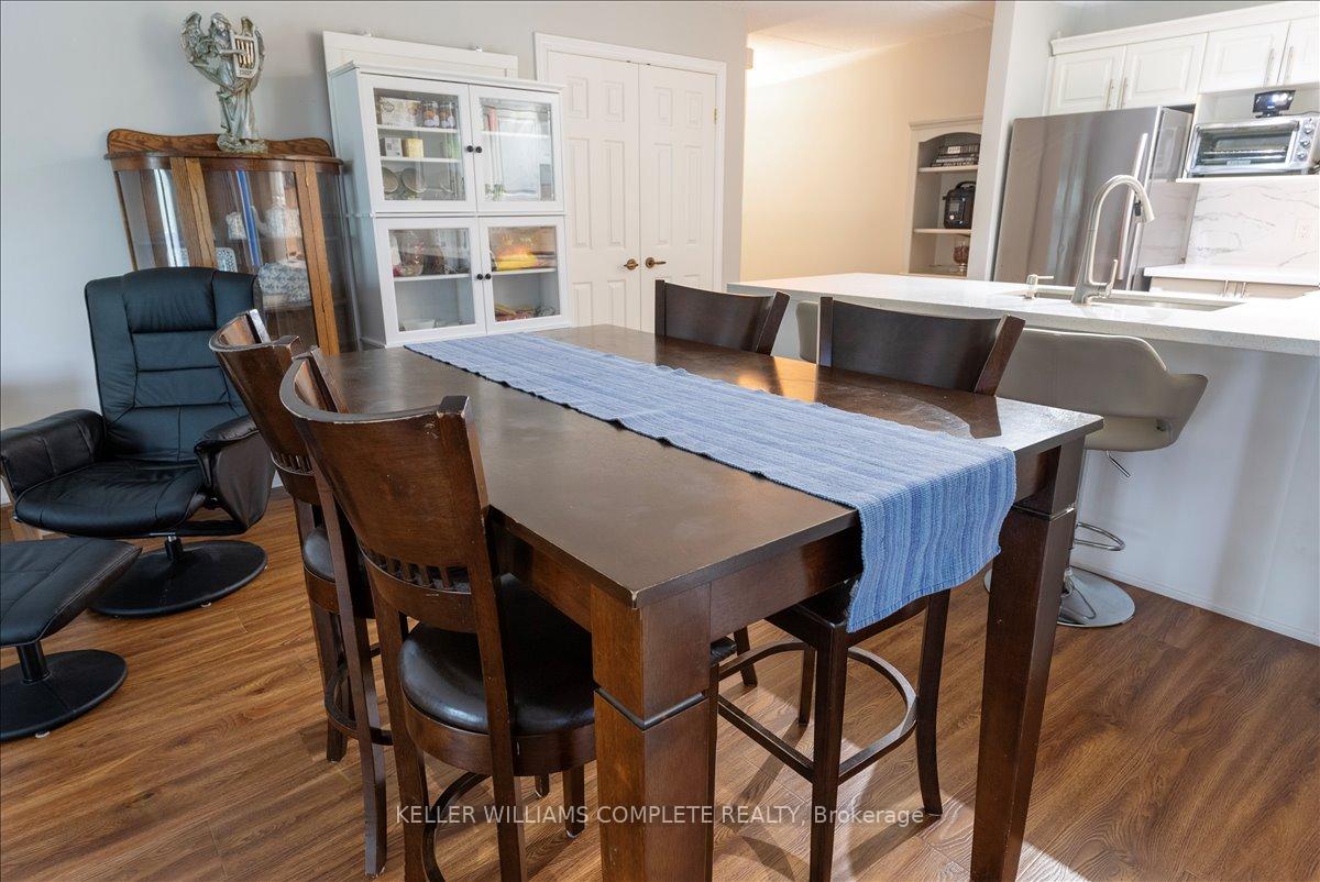 2 Bedrooms Condo at 2010 CLEAVER,  Burlington For sale