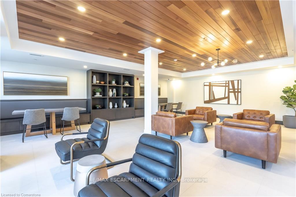 1 Bedroom Condo at 320 Plains, Burlington For sale