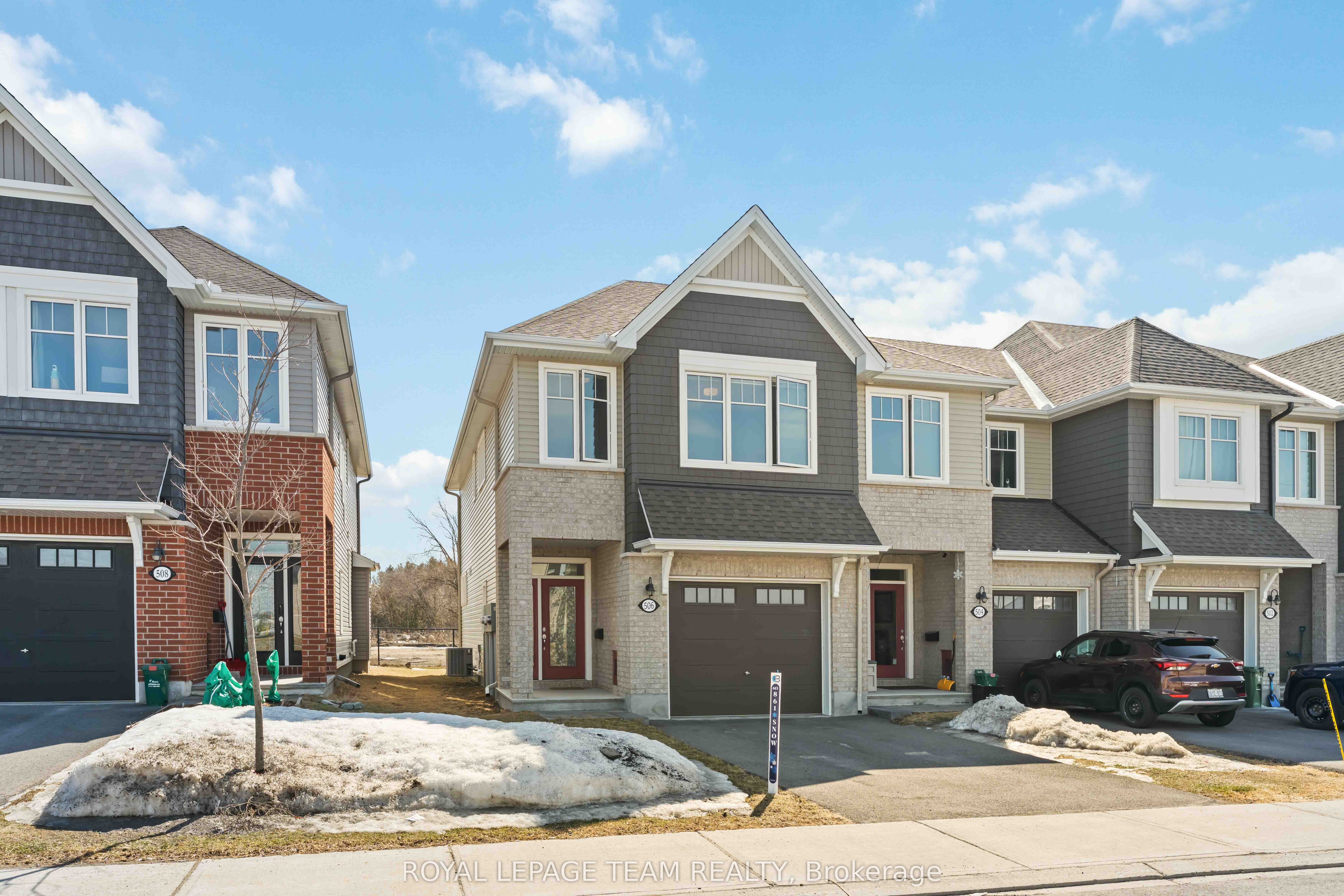 506 Jackdaw Avenue, Barrhaven, ON K2J 6M8