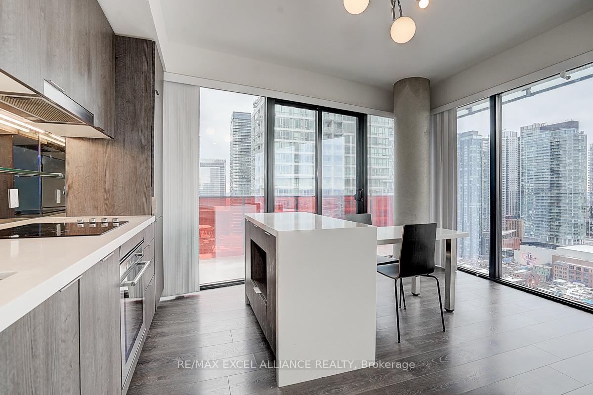 2 Bedrooms Condo at 215 Queen,  Toronto For sale