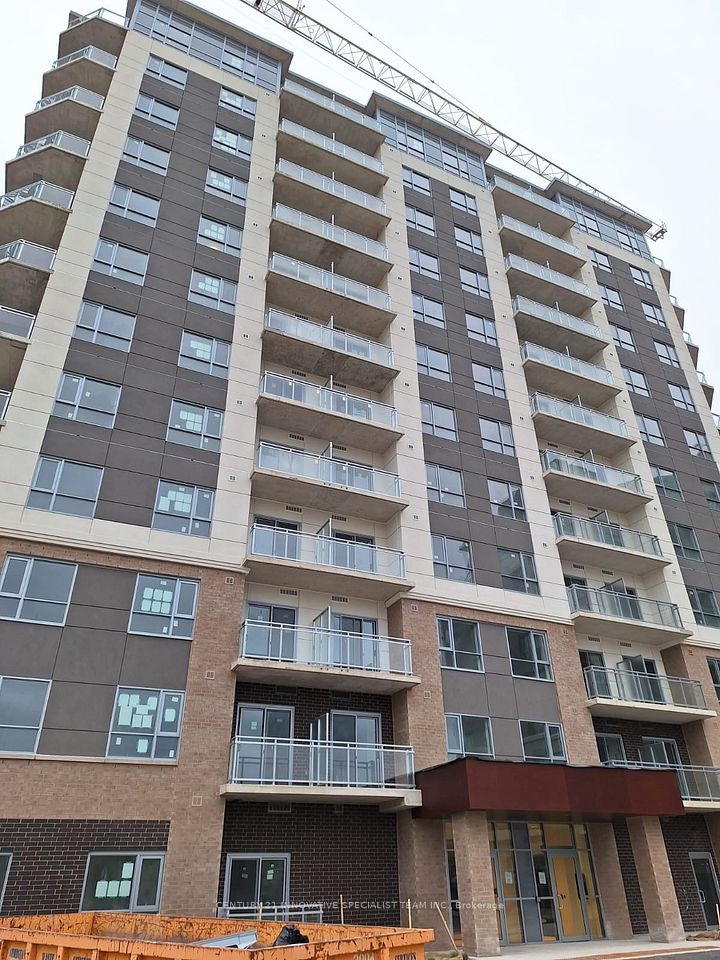 #204 - 56 Lakeside Terrace, Barrie, ON L4M 7B9