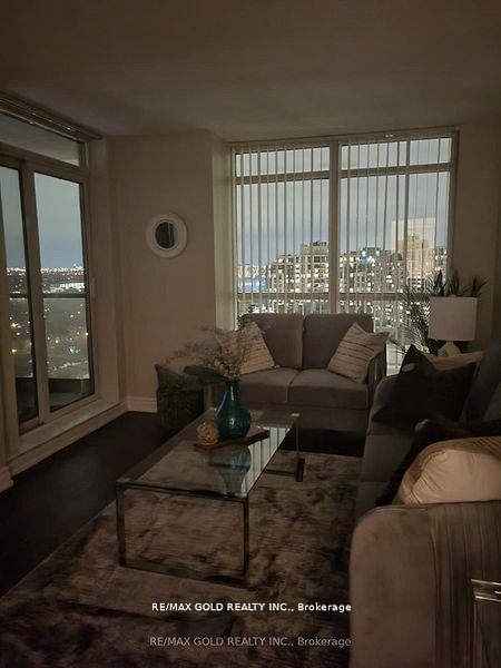 2 Bedrooms Condo at 30 Harrison Garden, Toronto For sale