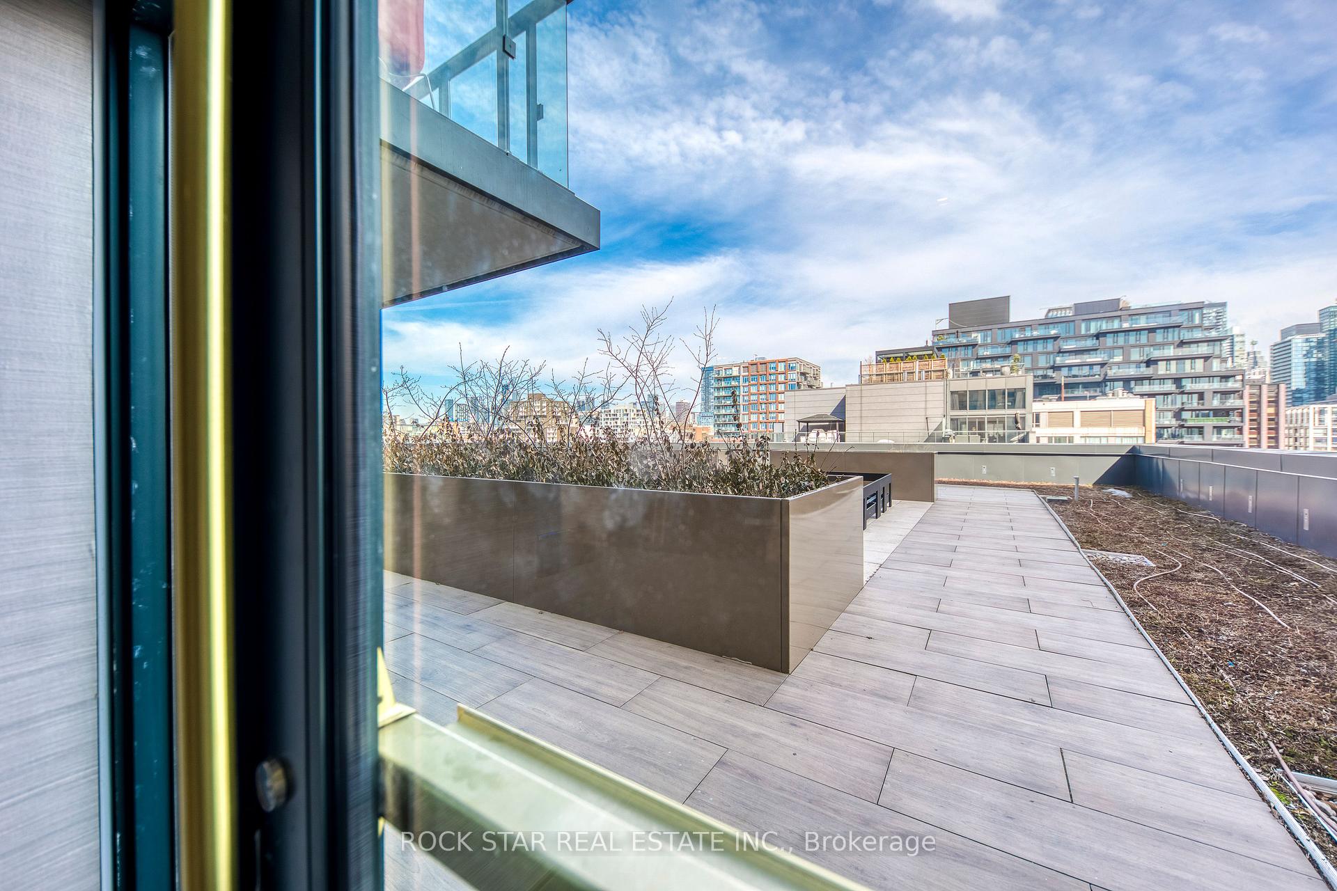 2 Bedrooms Condo at 543 Richmond,  Toronto For sale