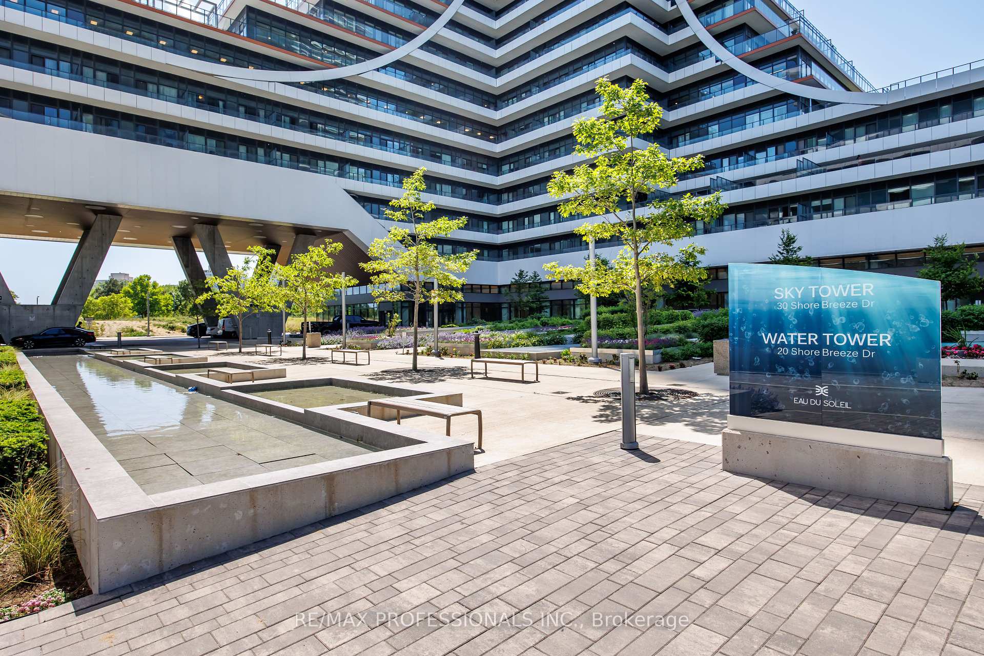 2 Bedrooms Condo at 20 Shore Breeze, Toronto For sale