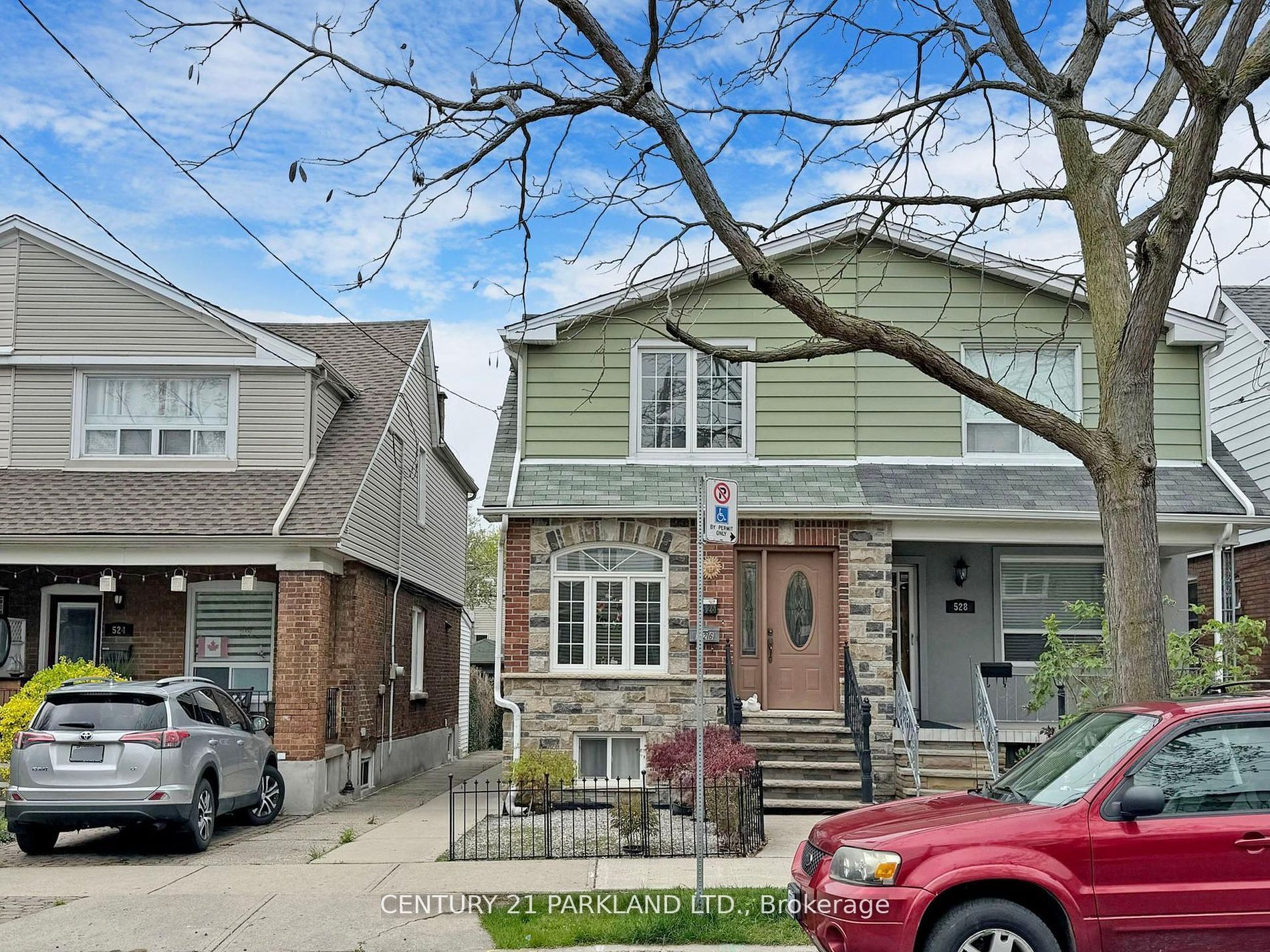 526 Milverton Boulevard