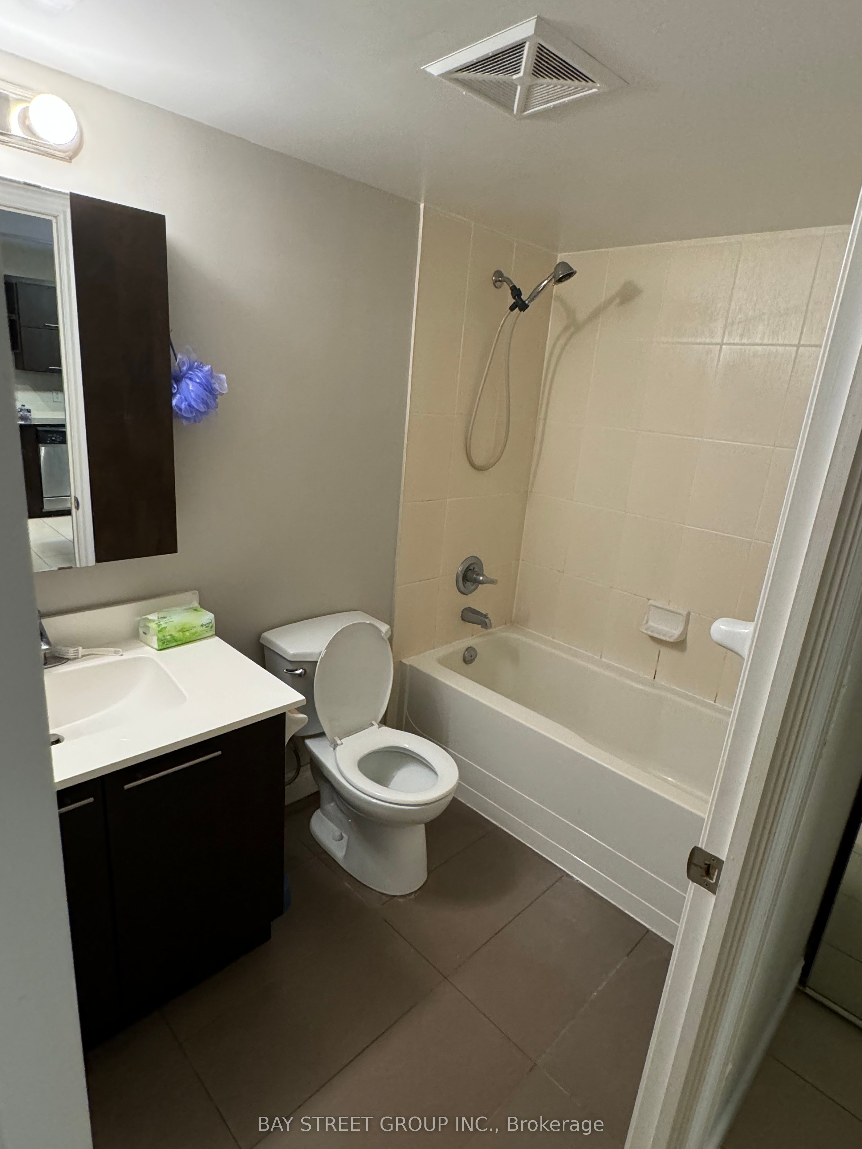 39 Galleria Parkway, #219A
