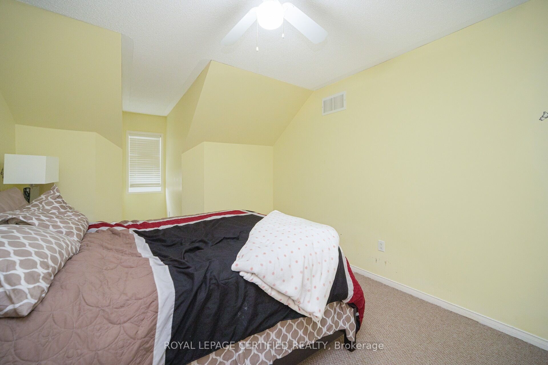 12 Sunnybrook Crescent