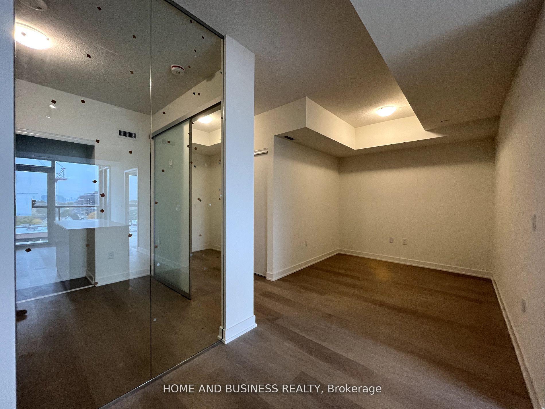 3 Bedrooms Condo at 859 The Queensway,  Toronto For sale
