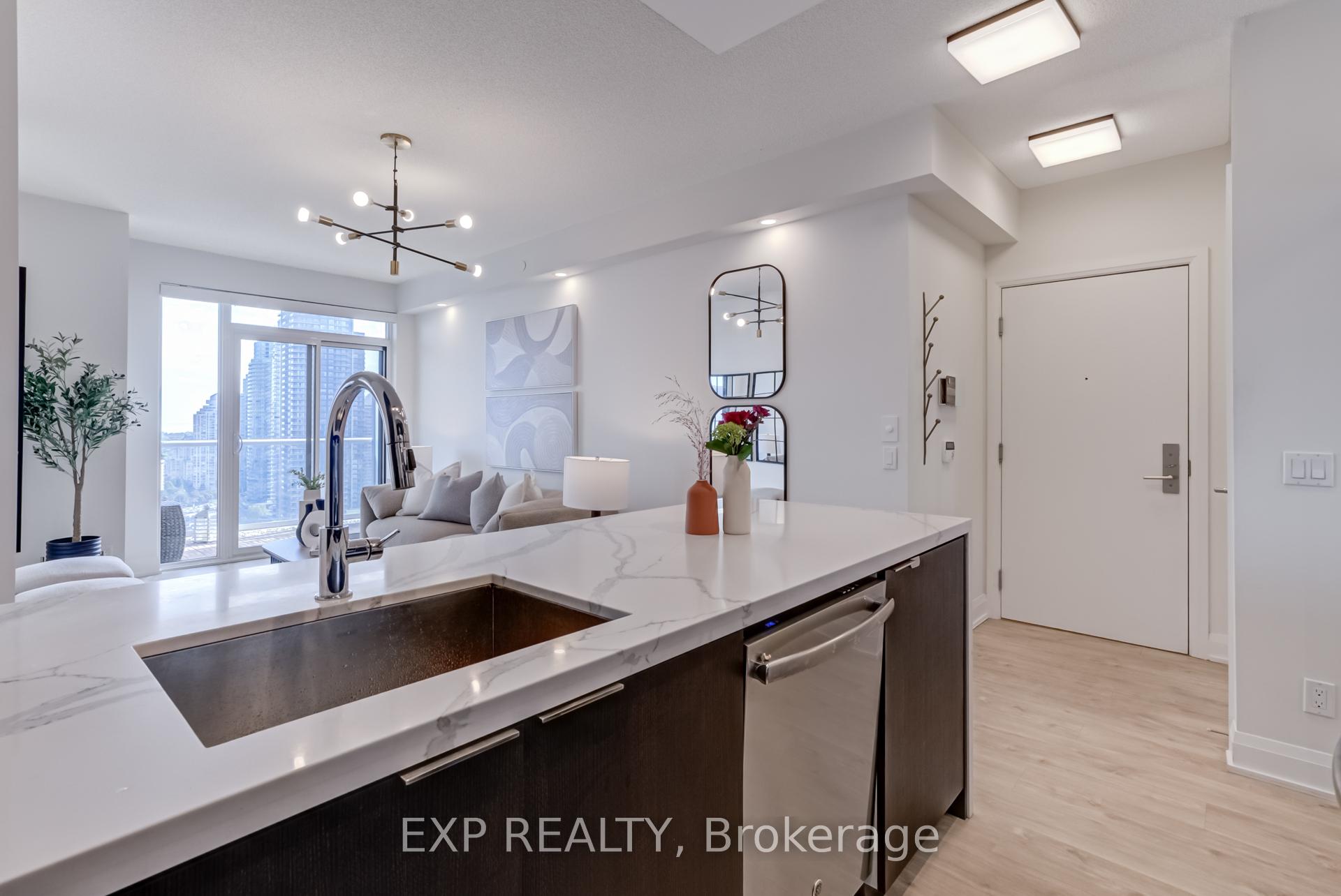 2 Bedrooms Condo at 56 Annie Craig, Toronto For sale