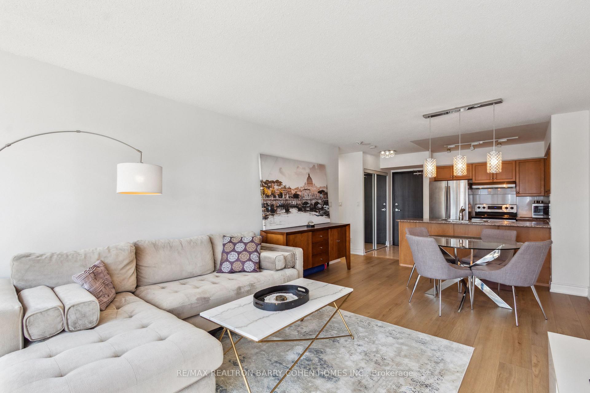 1 Bedroom Condo at 210 Victoria, Toronto For sale