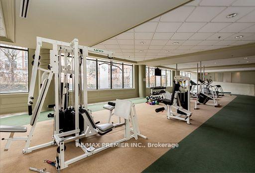 2 Bedrooms Condo at 53 Woodbridge, Vaughan For sale