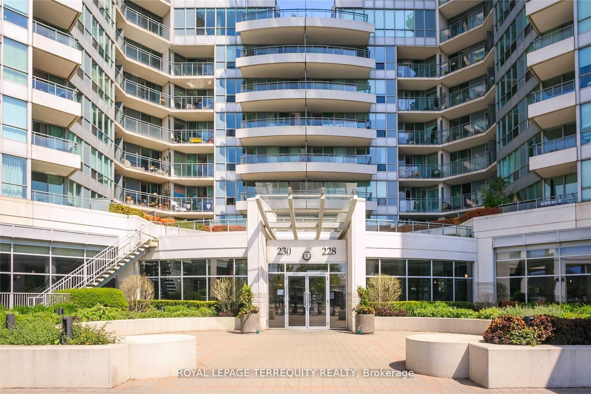 2 Bedrooms Condo at 228 Queens,  Toronto For sale